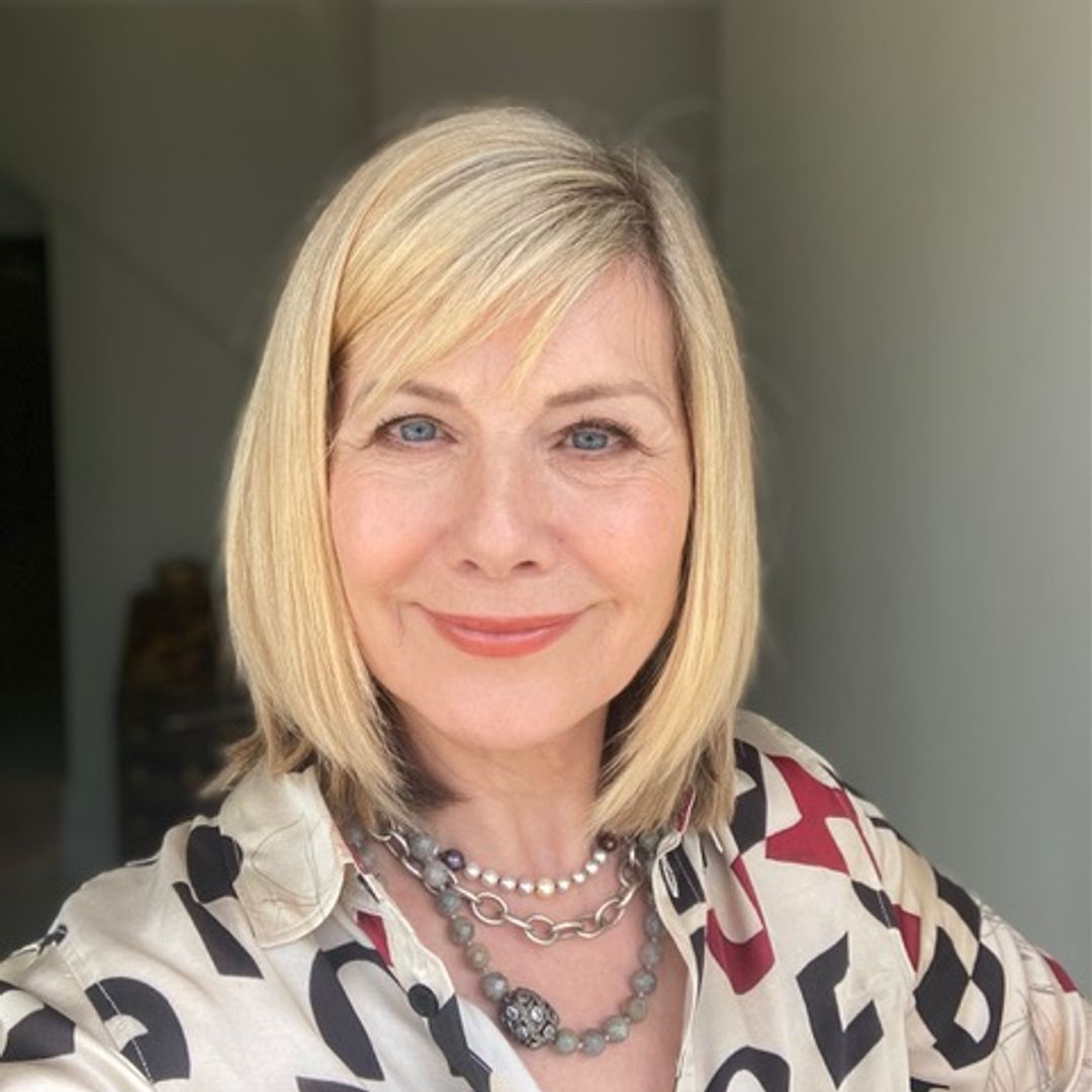 Glynis Barber