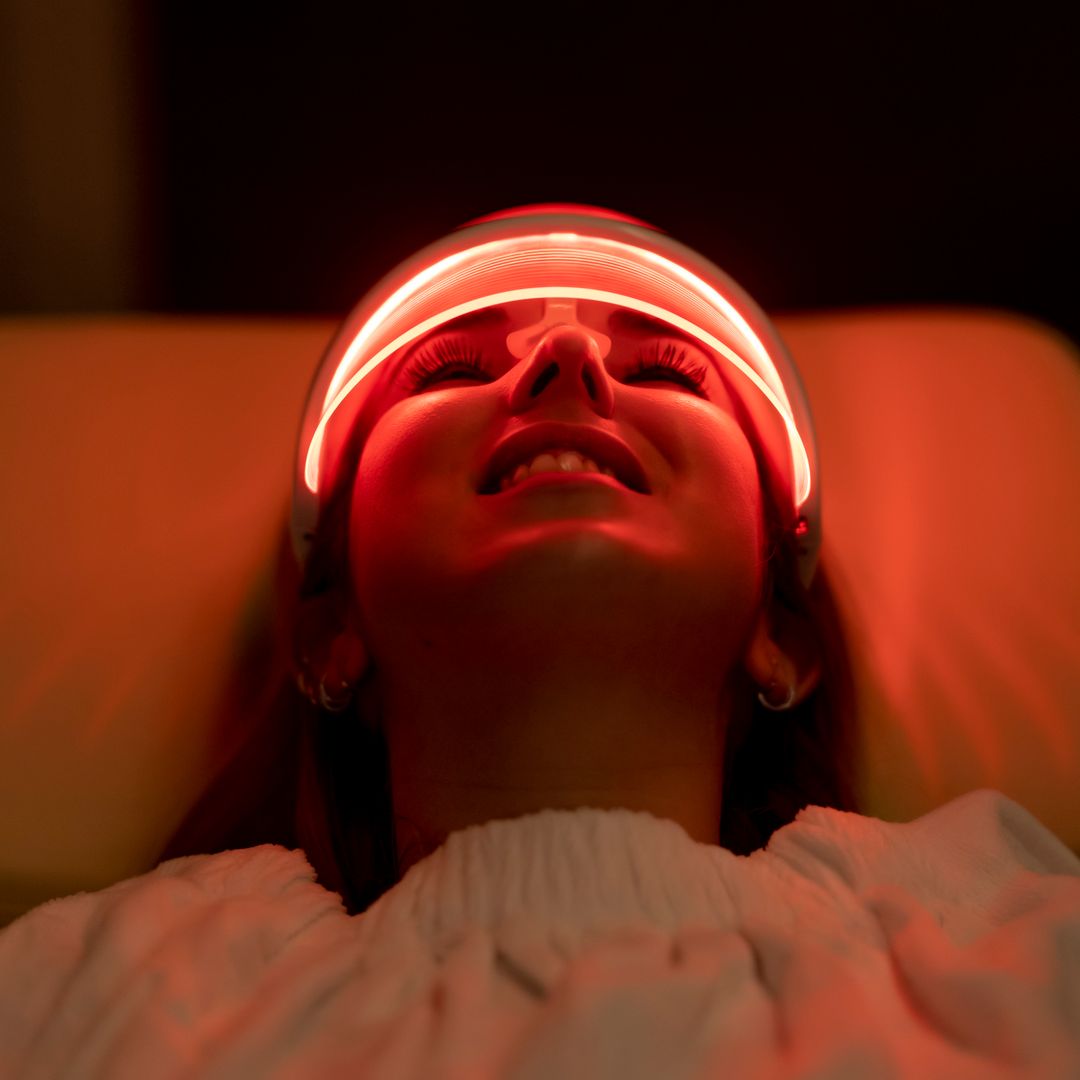 How to use an LED face mask for younger-looking skin