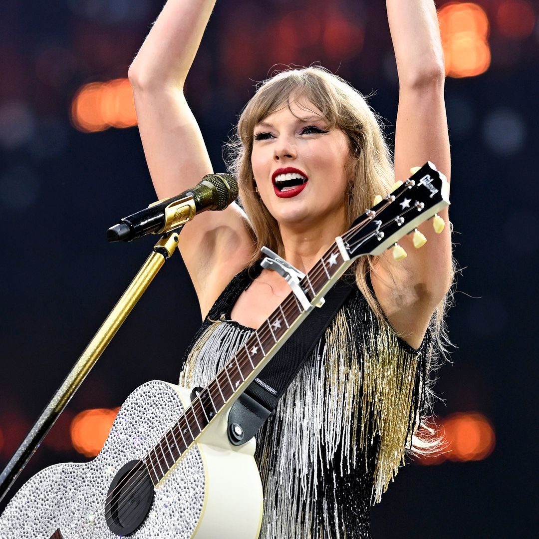 Taylor Swift watched her DWTS-themed episode, former contestant says